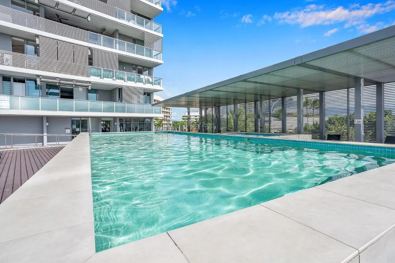2Br Stylish Getaway @ Harbour Lights Cairns Apartment Australia