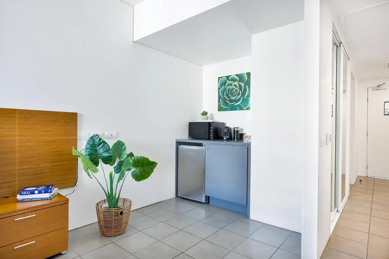 2Br Stylish Getaway @ Harbour Lights Cairns Apartment Australia